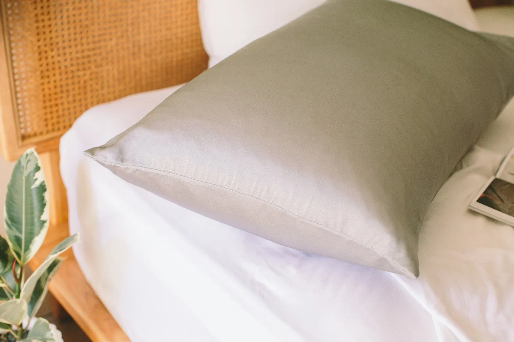 100% Silk Luxury Pillowcase