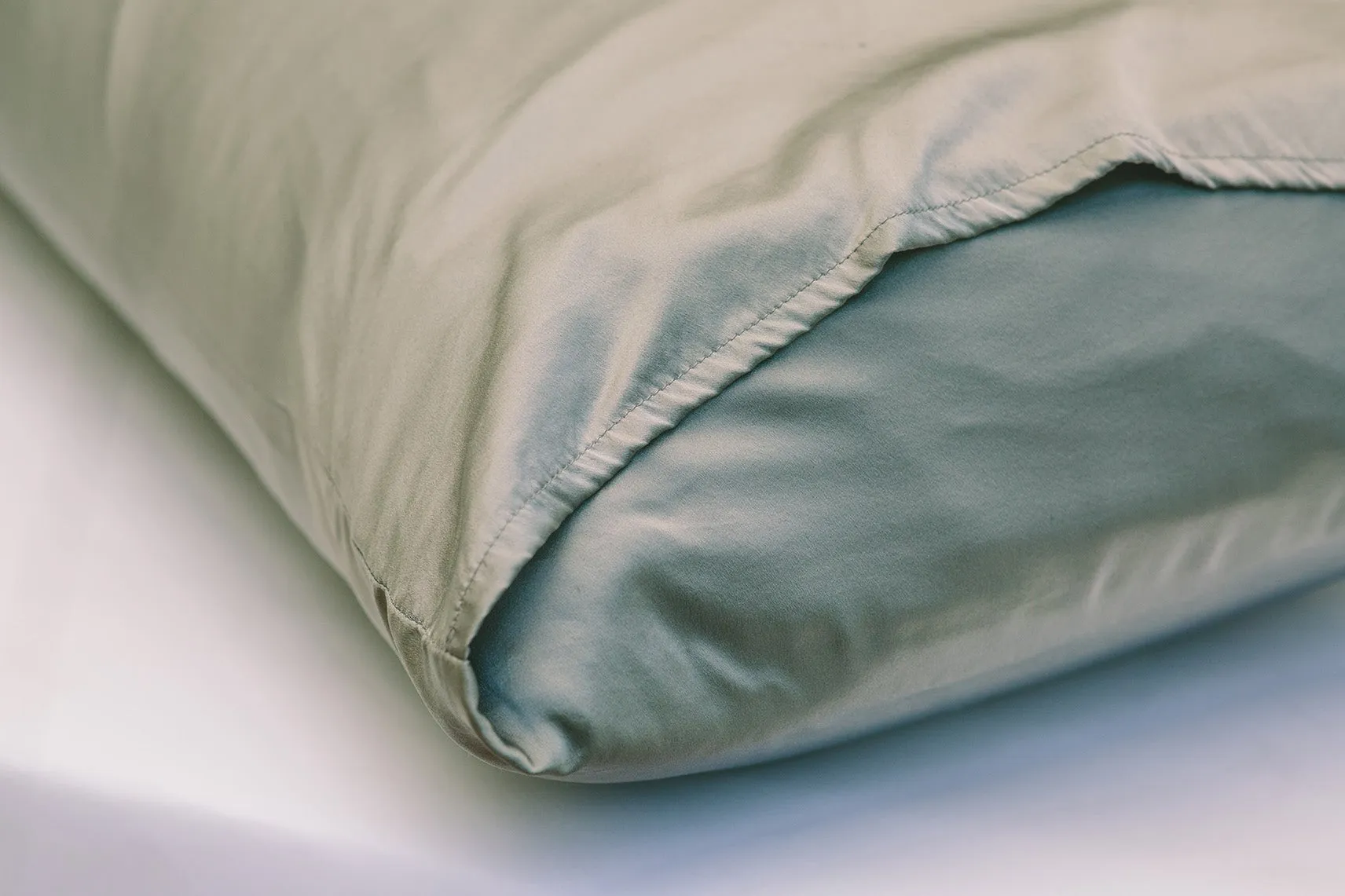 100% Silk Luxury Pillowcase