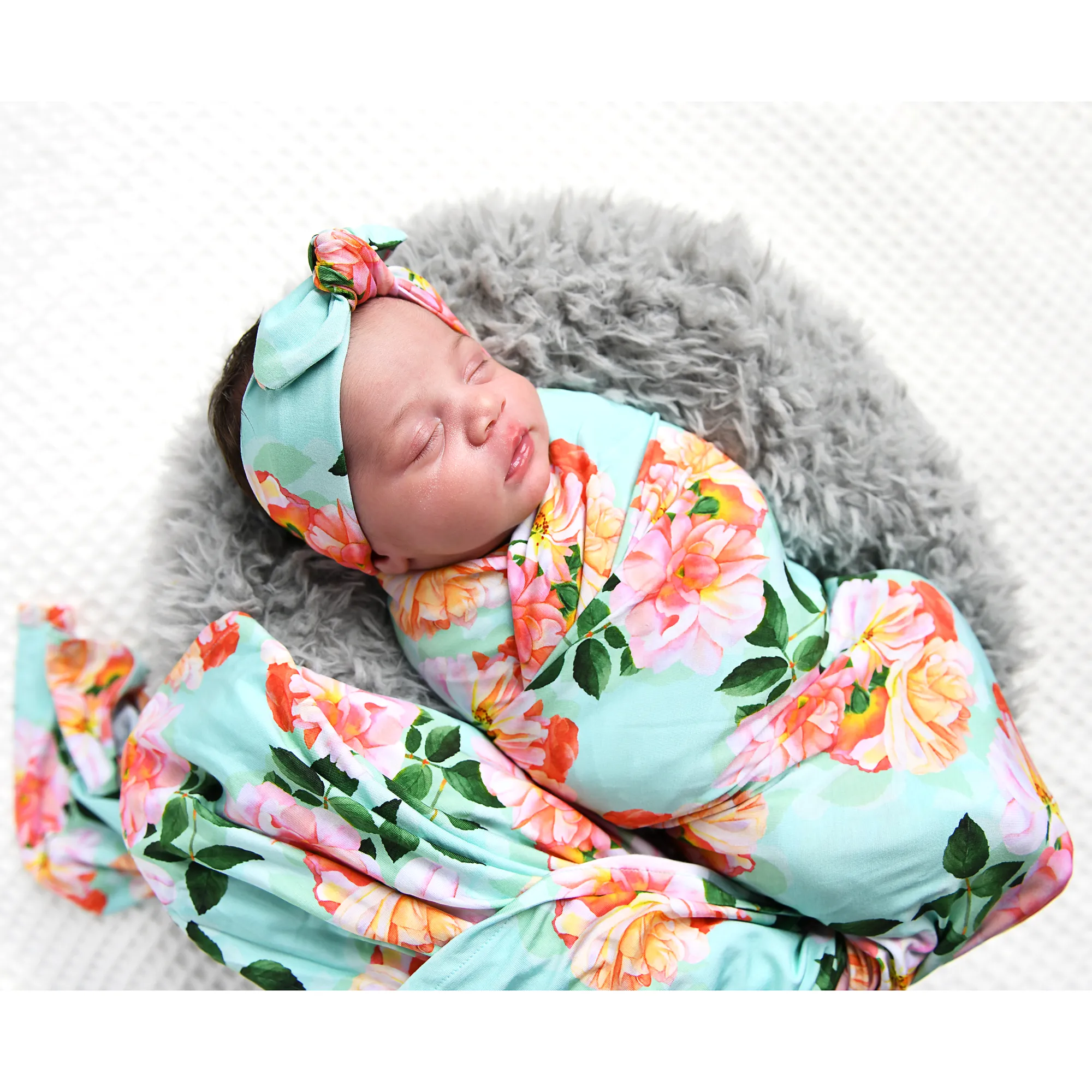 Aulani SWADDLE