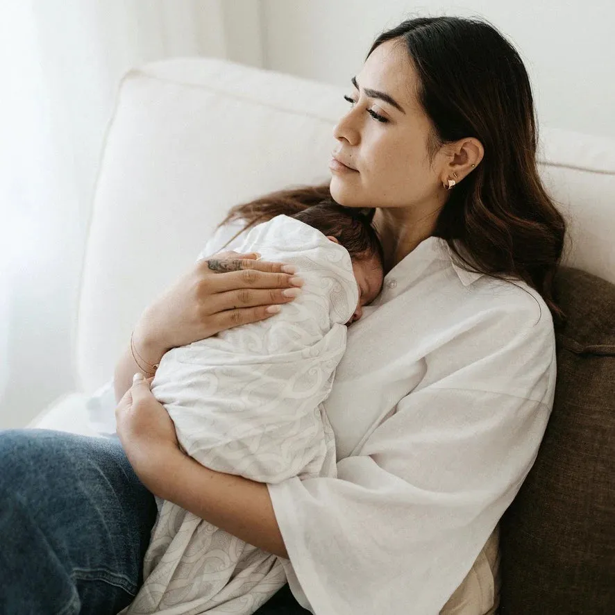 BO & KO Baby Te Pātiki Pēpi Wrap - Grey