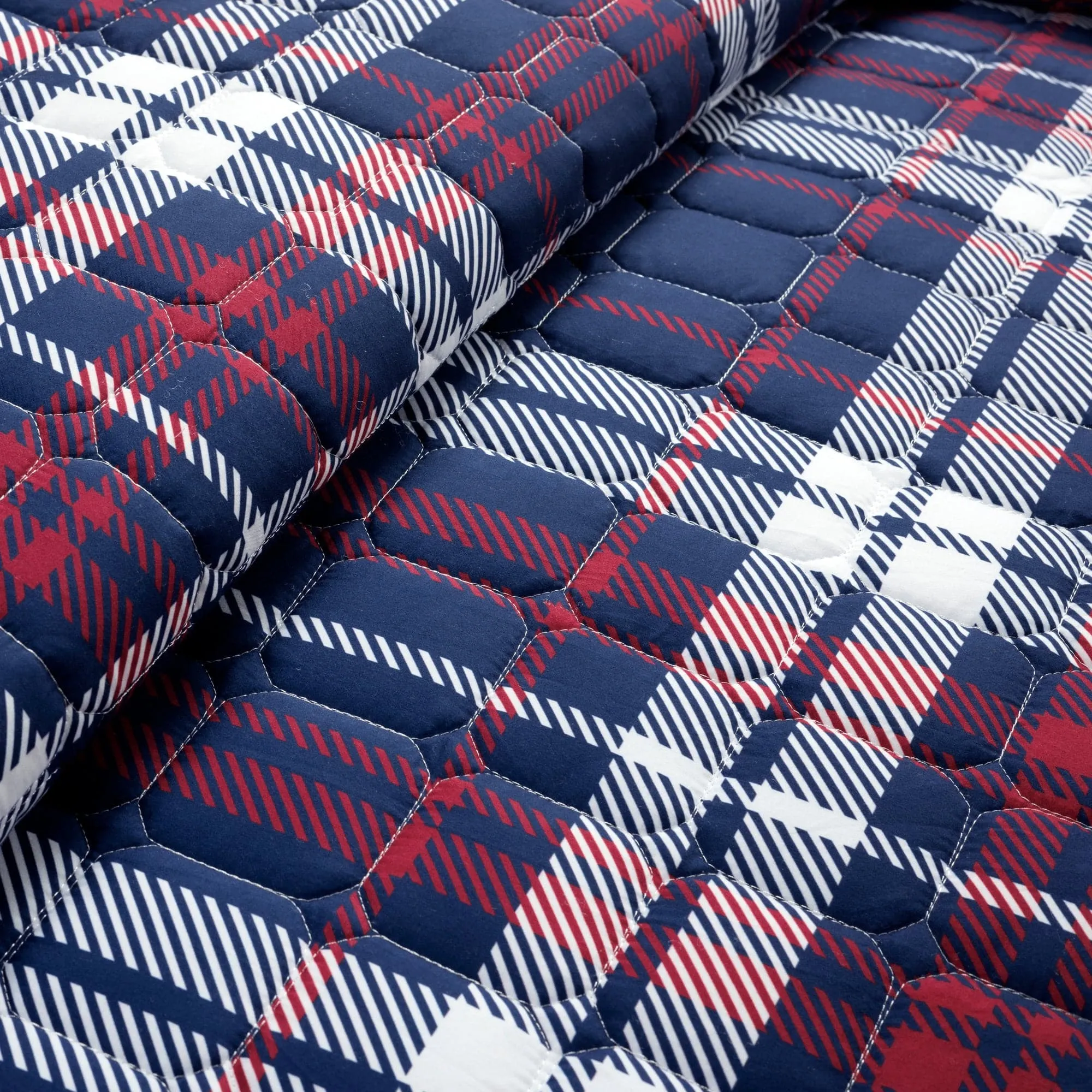 Grayson Farmhouse Plaid Reversible Quilt Set