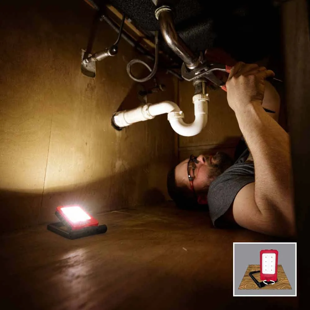 Milwaukee 2013R Milwaukee Rechargeable Low-Profile Magnetic Task Light